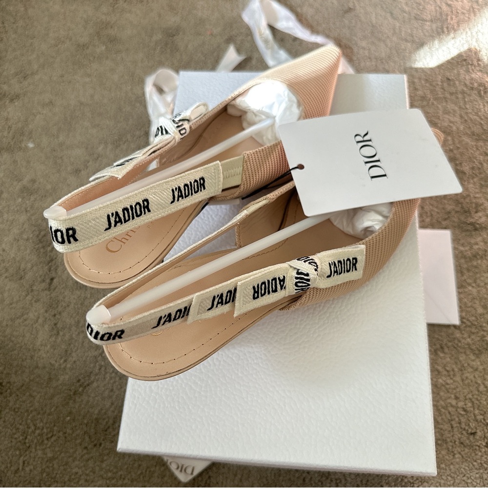 J’adior slingback pump. 100% brand new, including tag, box, free shipping
